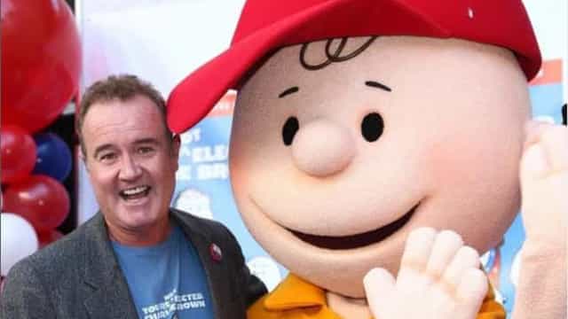 Morre o ator Peter Robbins, a voz de Charlie Brown de Snoopy