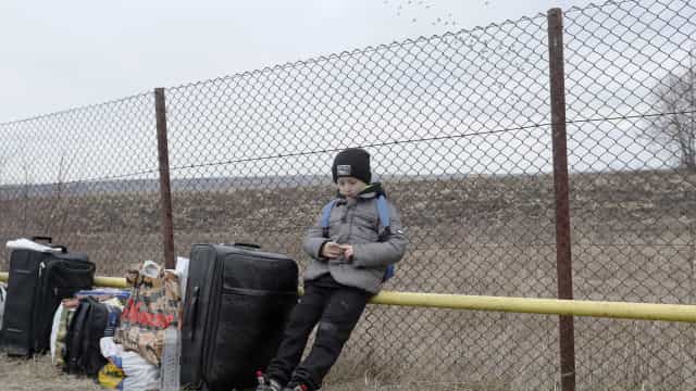 Ucrânia: Número de refugiados ultrapassa 422 mil pessoas