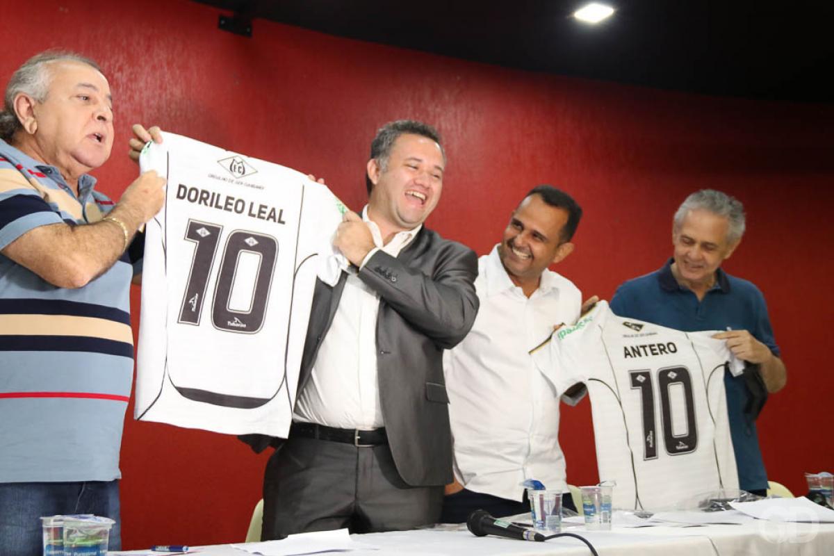 Empresários assinam contrato para dirigir Mixto por 10 anos