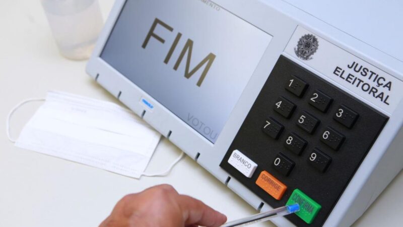 Brasileiros têm três meses para tirar título e votar nas eleições de 2022