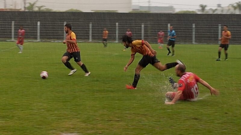 Com muita chuva Studio Taurus vence sua segunda partida no Regional de futebol