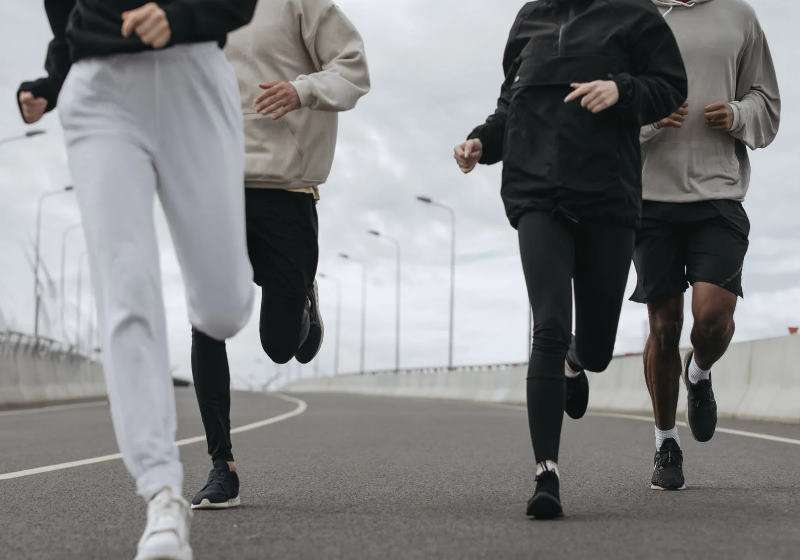 Exercícios podem aumentar imunidade após vacina contra Covid ou gripe