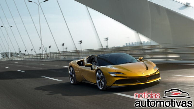 Ferrari SF90 Spider chega ao Brasil por R$ 8,4 milhões