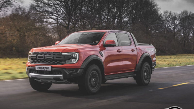 Ford Ranger Raptor é revelada mundialmente com 288 cv