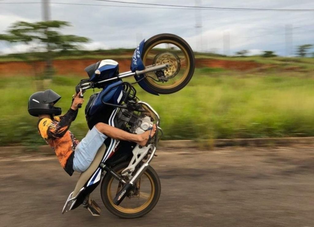 Trânsito: PL que torna crime divulgação de infração vai à sanção