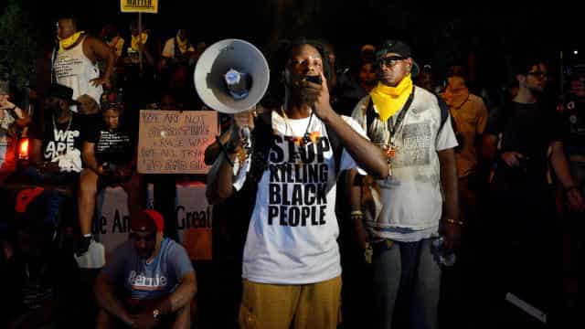Entenda como assassinato de jovem negro há 10 anos resultou no Black Lives Matter