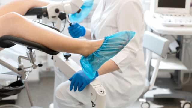 Médico gera 21 filhos em tratamentos de fertilidade enganando pacientes