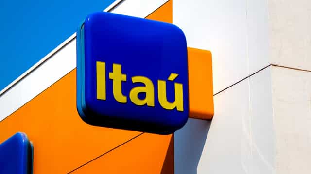 Itaú Unibanco reforça quadro em 3,1 mil colaboradores e fecha 2021 com 99,6 mil