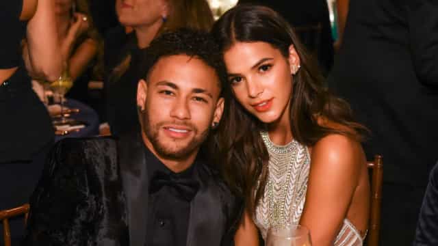 Casais que se formaram ou assumiram romance na folia!