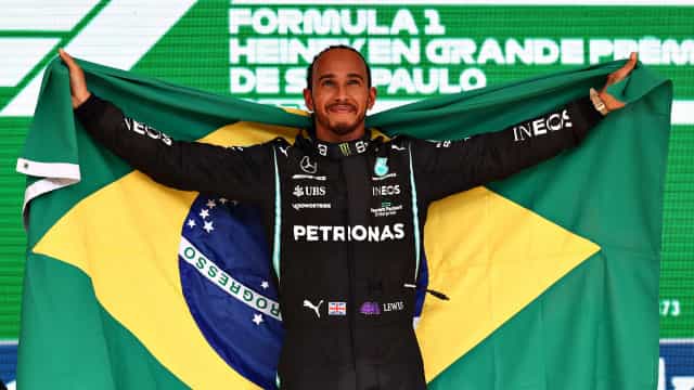 Hamilton promete voltar mais forte após ‘perder a confiança’ na F1
