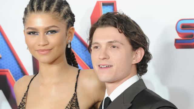 Tom Holland desmente rumores de que comprou casa com Zendaya