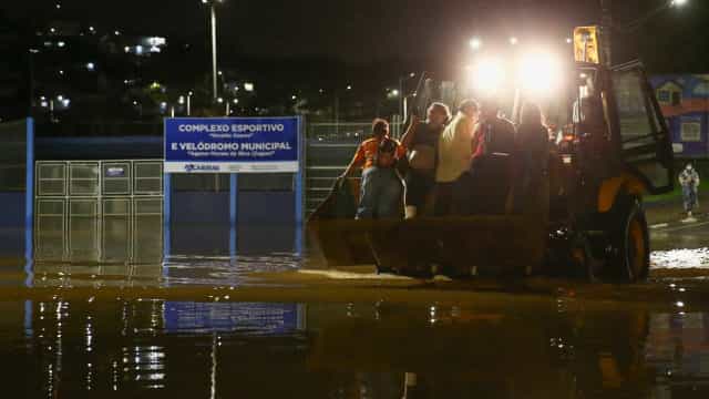 Município paulista busca oito desaparecidos em consequência das chuvas