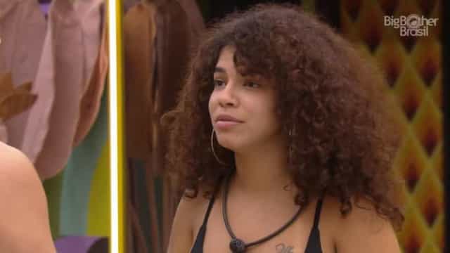 Maria fala no BBB 22 sobre seu OnlyFans e colegas se interessam