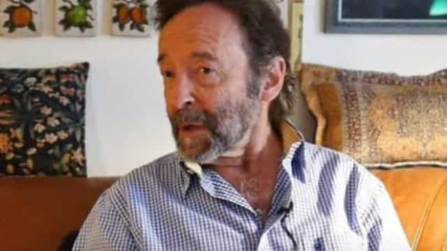 Fotógrafo suíço morre de frio após cair em rua de Paris e ser ignorado por 9 horas