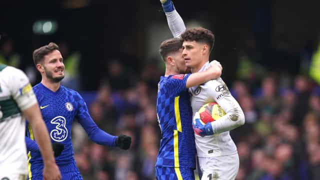 Chelsea sofre, mas Kepa espanta zebra antes do Mundial