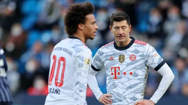 Bayern leva quatro, deixa Bochum quebrar jejum de 18 anos e dá chance ao Dortmund