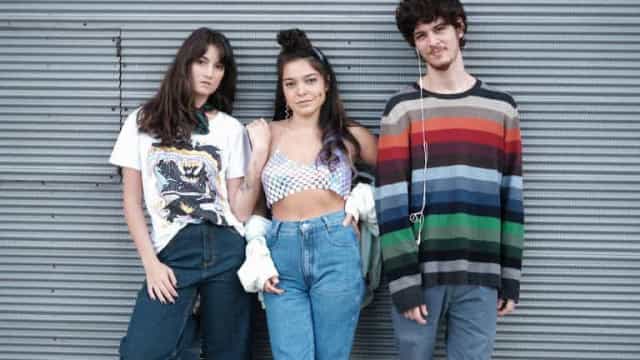 Série ‘Lov3’ estreia nesta sexta e mostra irmãos em amores não convencionais