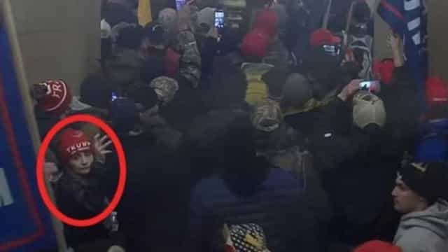 Brasileira que esteve na invasão do Capitólio é presa nos Estados Unidos
