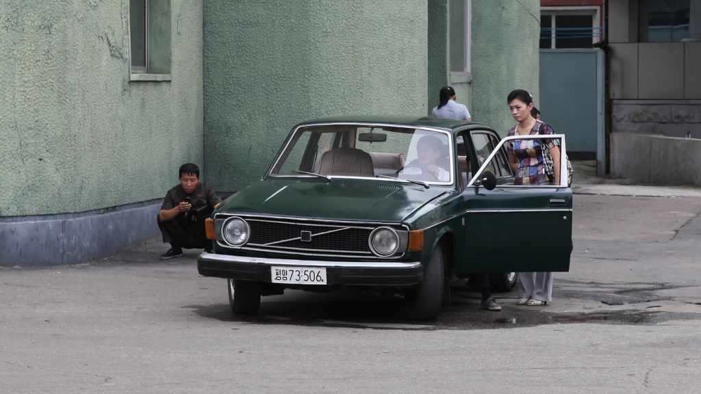 Coreia do Norte: Suécia ainda cobra os Volvo não pagos