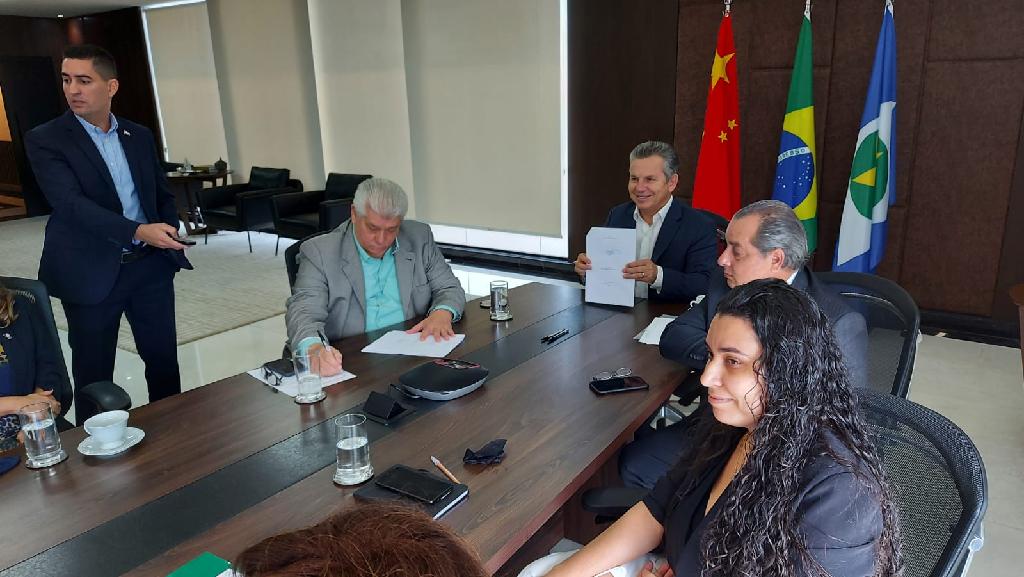 Governo de MT firma compromisso com a China para ampliar comércio agrícola sustentável