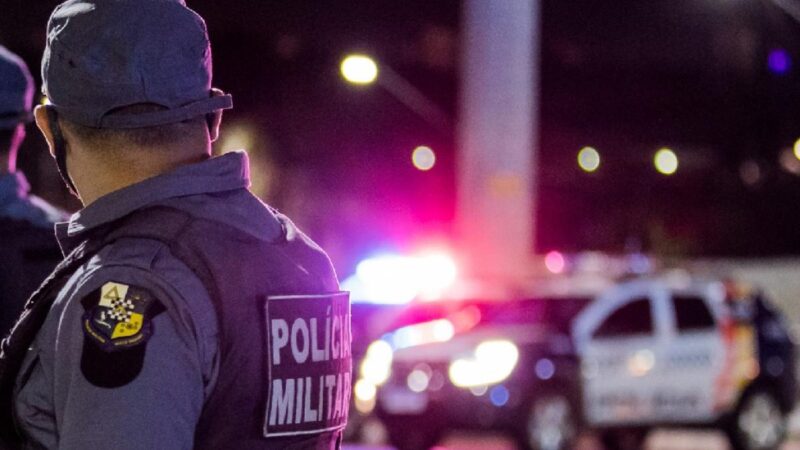 Em Matupá homem persegue desafeto, atropela e atira no pescoço dele