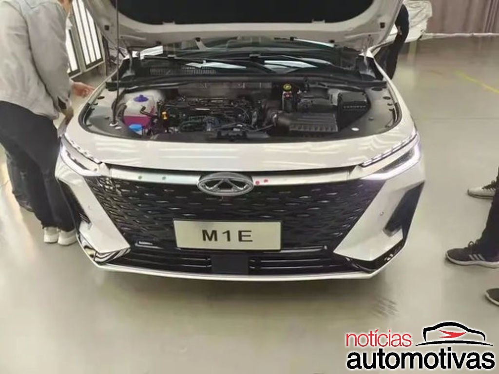 Chery Arrizo 8 tem frente e interior flagrados