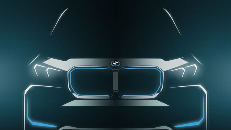 Elétrico, BMW iX1 ganha primeiro teaser