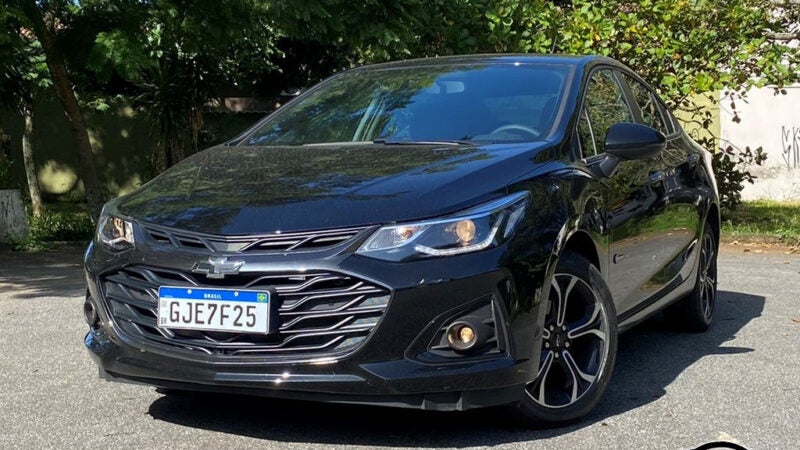 O Cruze Midnight 2022 é a melhor versão do sedã?