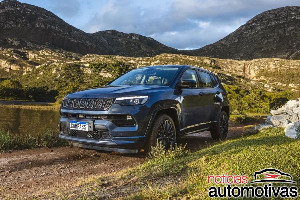 Jeep Compass 4xe: híbrido plug-in tem primeiro teaser