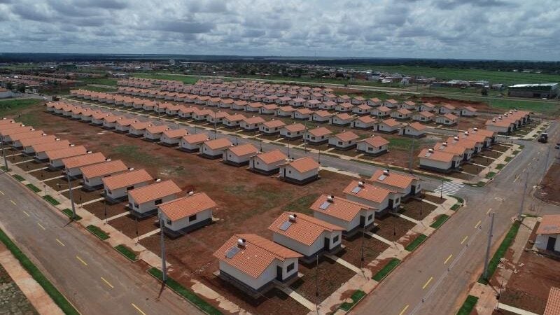 Governador vai a Lucas do Rio Verde entregar 350 casas e assinar convênio para construção de 1,5 mil apartamentos