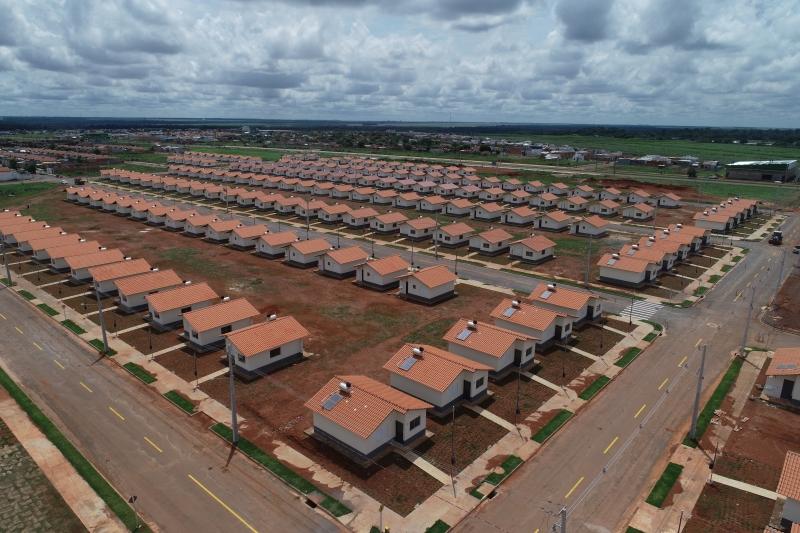 Governador vai a Lucas do Rio Verde entregar 350 casas e assinar convênio para construção de 1,5 mil apartamentos