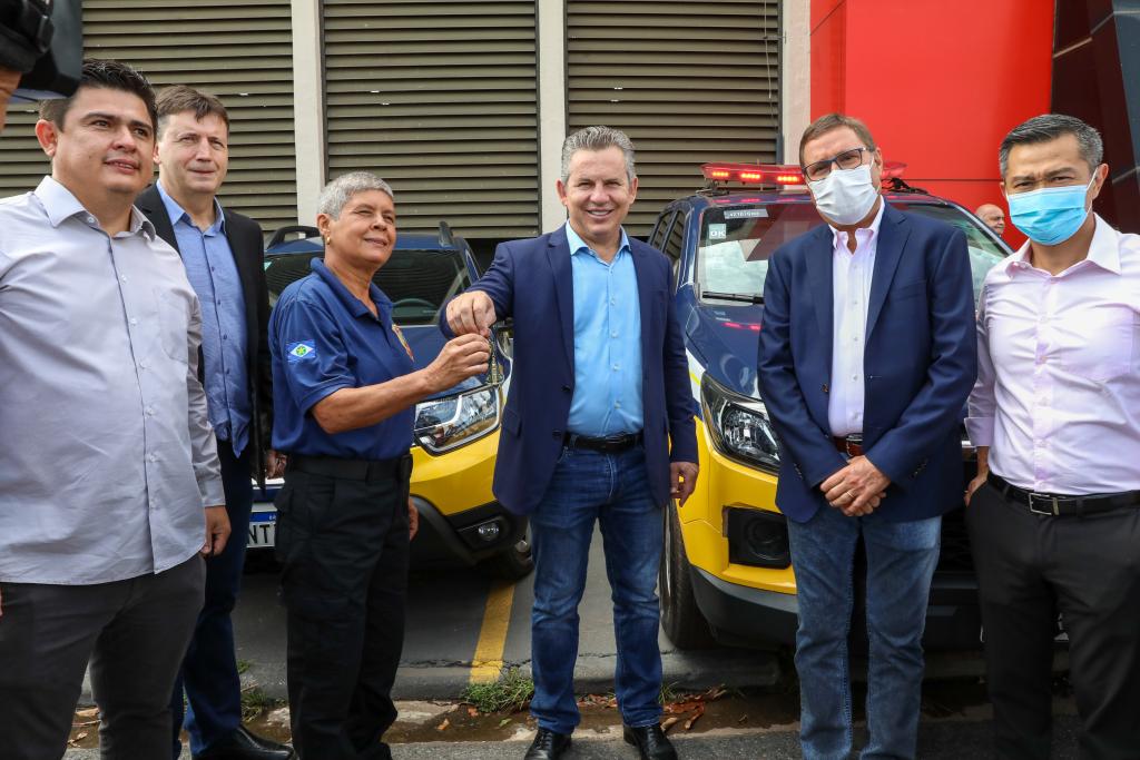Governo de MT entrega veículos e melhora estrutura de fiscalização da Ager