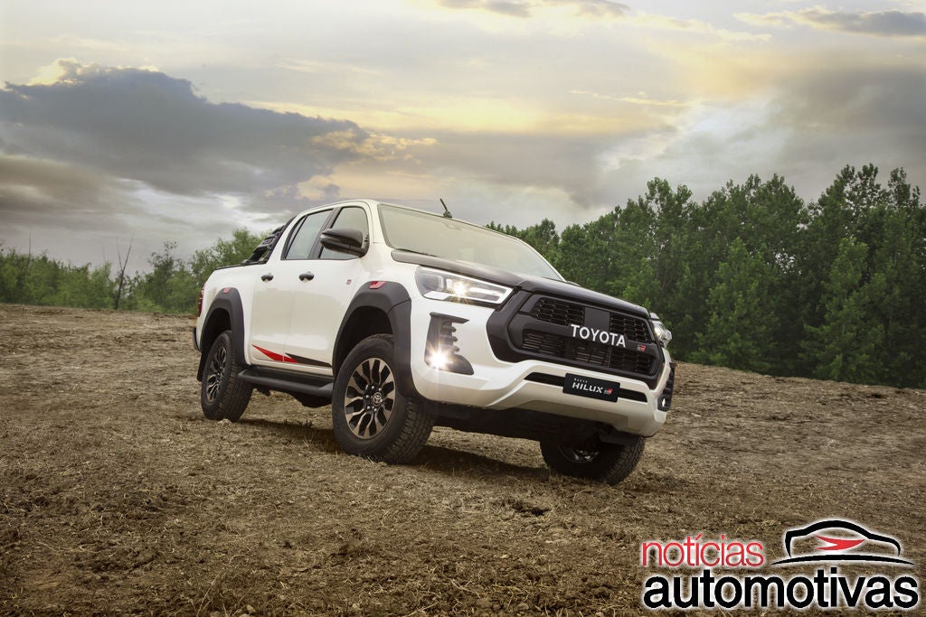 Toyota Hilux GR-S tem 224 cv e parte de R$ 348.790