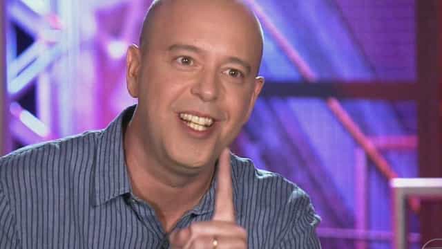 Alex Escobar afirma que ‘faria de tudo para ficar careca antes’