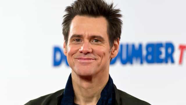 Jim Carrey se diz enojado com tapa de Will Smith e afirma: ‘Deveria ir preso’
