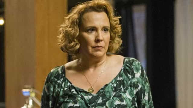 Ana Beatriz Nogueira fará operação após descobrir câncer no pulmão