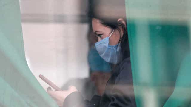 Fiocruz considera prematura retirada de máscaras e passaporte