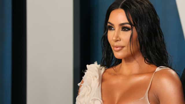 Juiz declara Kim Kardashian oficialmente solteira em meio à ação de divórcio