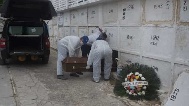 Brasil registra 302 óbitos e 47.376 novos casos de covid-19 em 24h