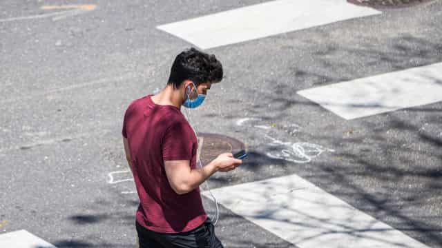 Ao menos 11 unidades federativas flexibilizaram uso de máscaras 