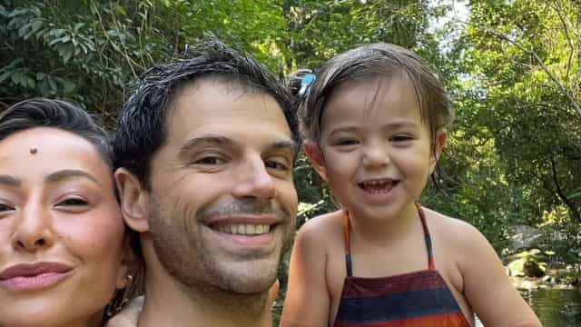 Sabrina Sato reage aos rumores sobre crise em seu casamento