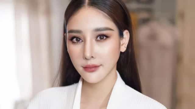 Atriz tailandesa Nida Patcharaweeraphong morre após acidente em lancha