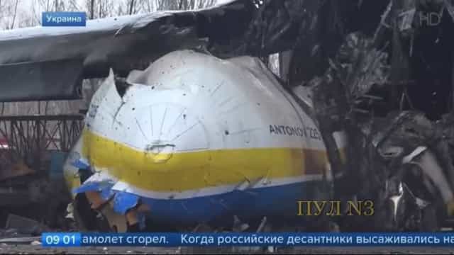 TV russa divulga imagens do maior avião do mundo destruído após ataque
