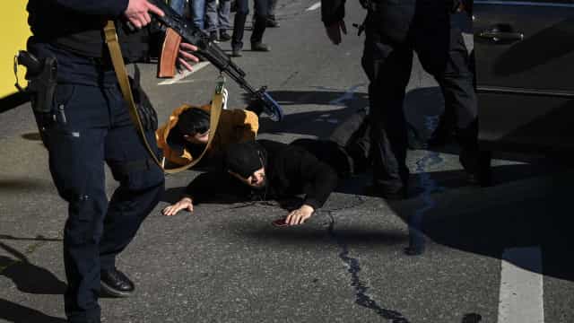 Mais de 900 foram detidos em protestos na Belarus, diz organização de direitos humanos