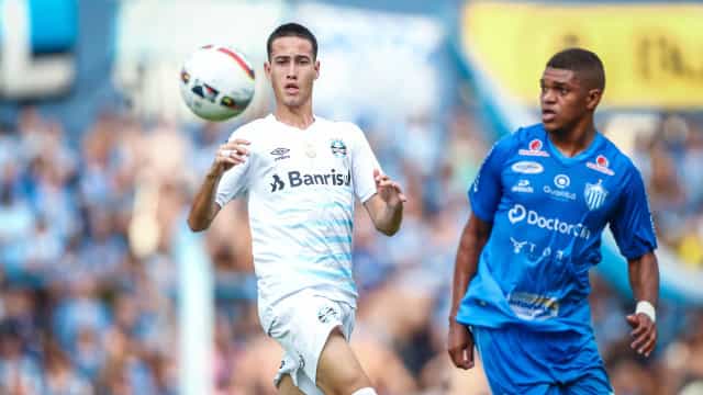 Grêmio leva sufoco, empata com Novo Hamburgo e perde chance de ser 1º no Gaúcho