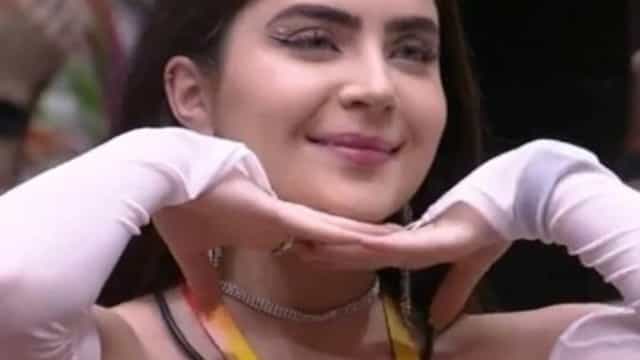 Celebridades criticam argumento de ‘caridade’ de Jade para permanência no BBB 22