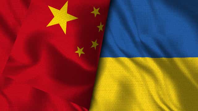 China diz que não se envolve na Ucrânia e não quer ser afetada por sanções