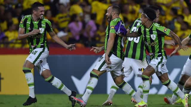 América-MG bate Barcelona nos pênaltis e avança à fase de grupos da Libertadores