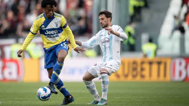 Juventus vence lanterna Salernitana e aumenta série invicta no Italiano