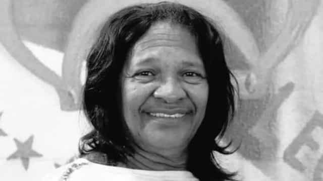 Morre no Rio, Maria Helena, a eterna porta-bandeira da Imperatriz